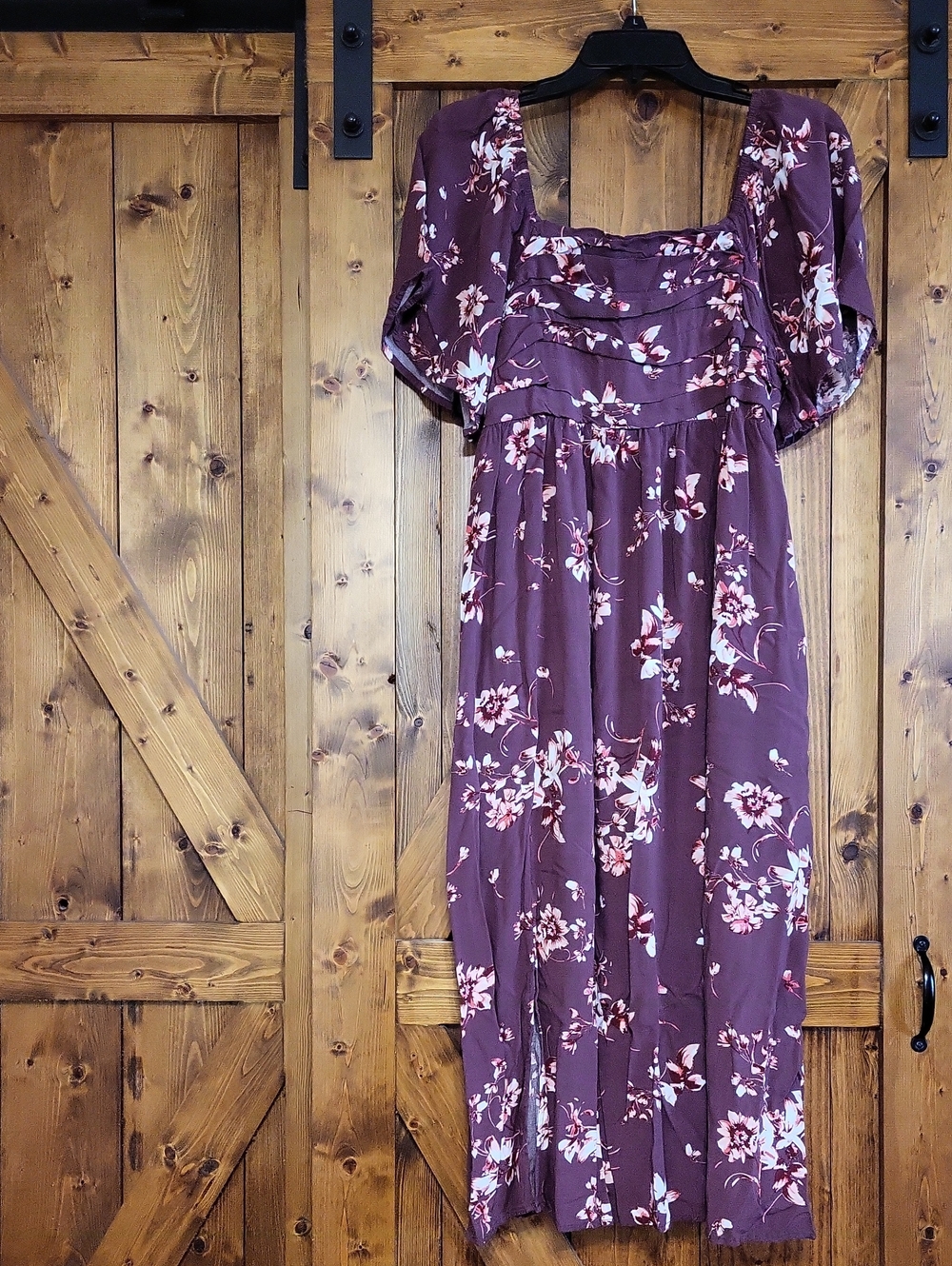 Floral Square-Neck Midi Dress in Plum,by MAURICES,P TO P IS 19,w/slit